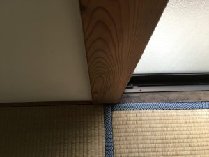 窓木枠カビ処理後