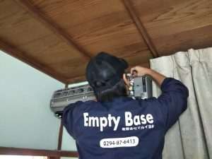 エアコンの配線を戻す